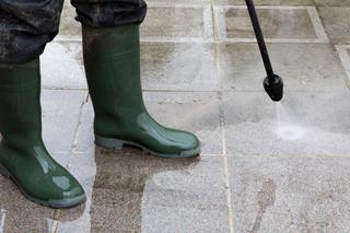 commercial storefront cleaning