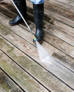 deck_cleaning